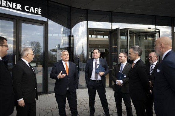 Orbán Viktor a Molnál tett látogatást