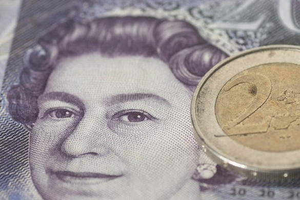 Négy évtizedes rekord közelében a brit infláció