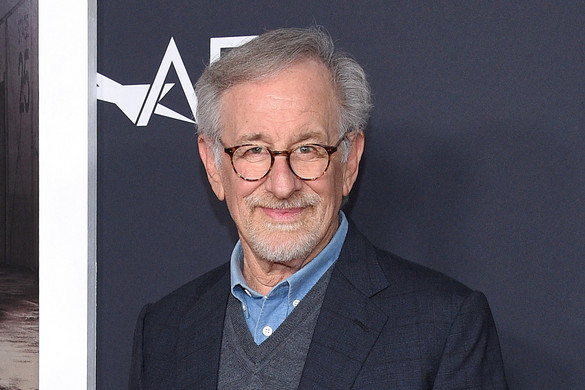 Steven Spielberg szerint az amerikai kormány titkolózik az ufókról