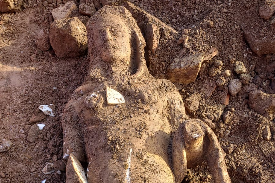 Fotó: Facebook/Parco Archeologico dell'Appia Antica Nem magát az “eredeti” istenség alakot, hanem egy embert, aki Herkulesnek öltözött.