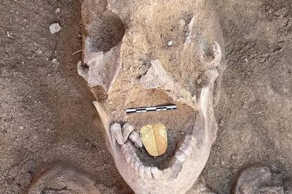 Újabb arany nyelvű múmiákra bukkantak Egyiptomban