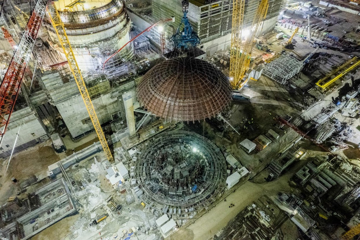Pálfordulás az atomfronton