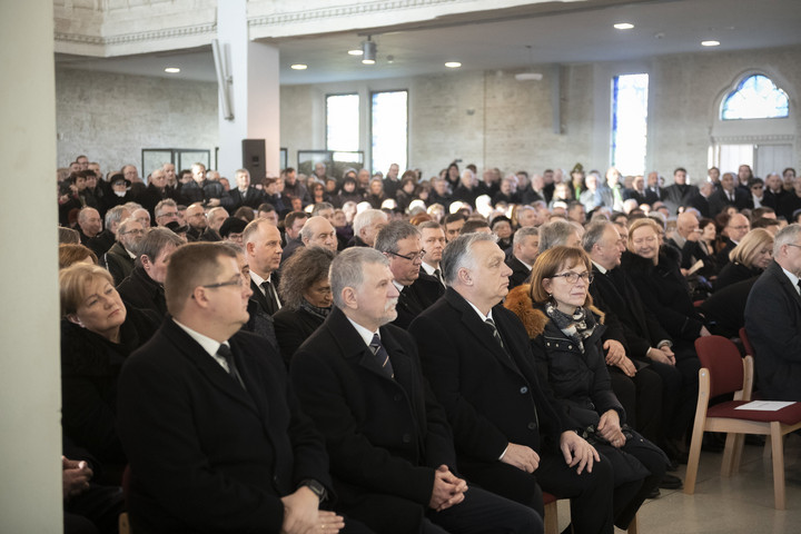 Fotó: MTI/Miniszterelnöki Sajtóiroda/Benko Vivien Cher Orbán Viktor: A magyar hős különös fajta