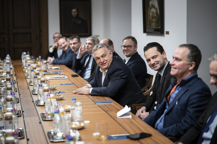 Orbán Viktor: Azonnali tűzszünet kell