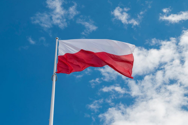 Traktorokkal tüntetnek a lengyel gazdák az ukrán gabona miatt