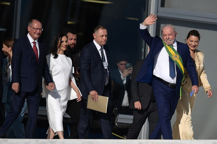 Fotó: AFP/Carl de Souza Beiktatták hivatalába az új brazil elnököt