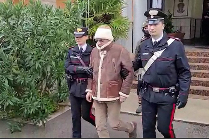„Az Olasz Köztársaság lerója adósságát a maffia áldozatai iránt”