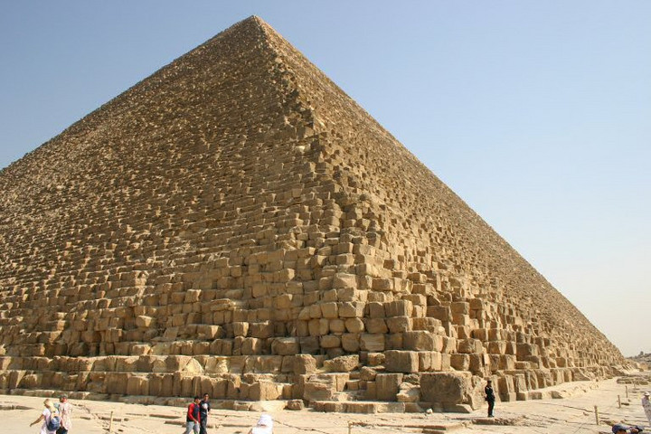 Megfejtették a piramisban talált rejtélyes edények titkát