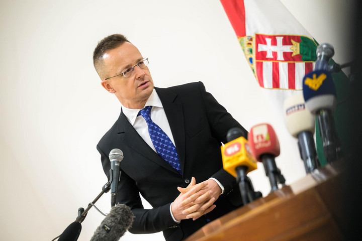 Fotó: Facebook/Szijjártó Péter Szijjártó: Már most biztosra vehető, hogy idén is megdől a beruházási rekord Magyarországon