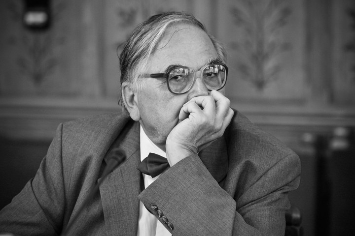 Fotó: MH Elhunyt Mécs Imre
