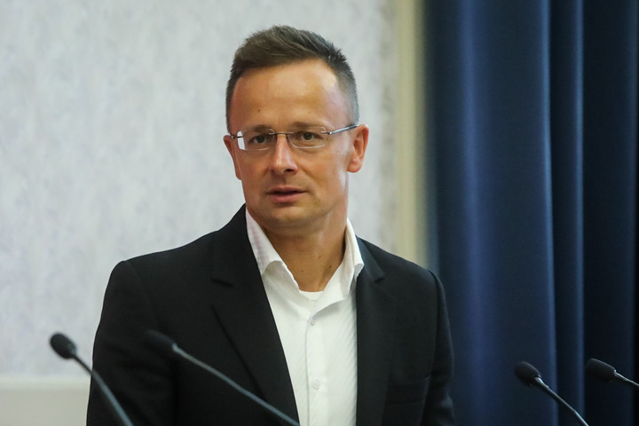 Fotó: MH Szijjártó Péter: A jelenlegi helyzet felértékeli Európa és Közép-Ázsia együttműködését