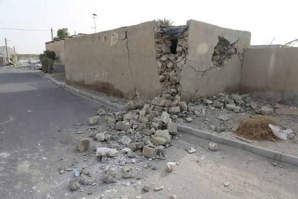 Sokan megsérültek az iráni földrengésben