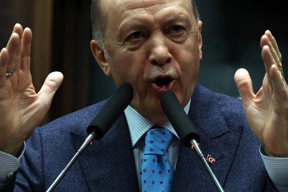 Erdogan: Elég! A szó a nemzeté!
