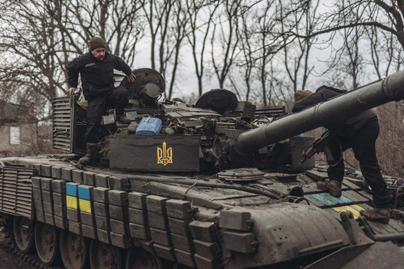 Hollandia kész harckocsikat küldeni Ukrajnának