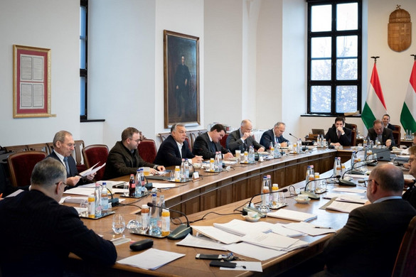 Megtartották az év első kormányülését