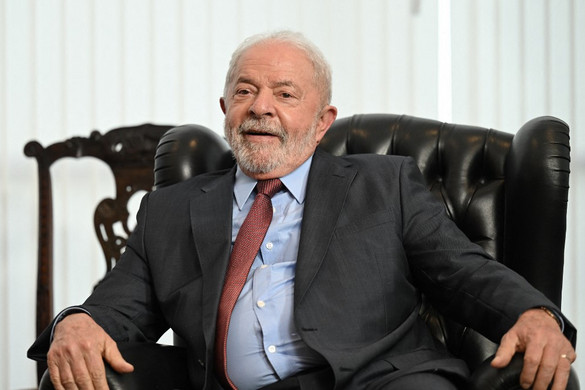 Ismét a munkahelyén Luis Ignácio Lula de Silva brazil elnök