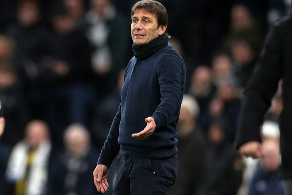 Conte szerint nem mindig neki kellene kiállnia a mikrofonok elé