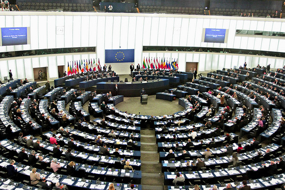 „Határozottan elutasítjuk az Európai Parlament befolyásolási kísérletét!”
