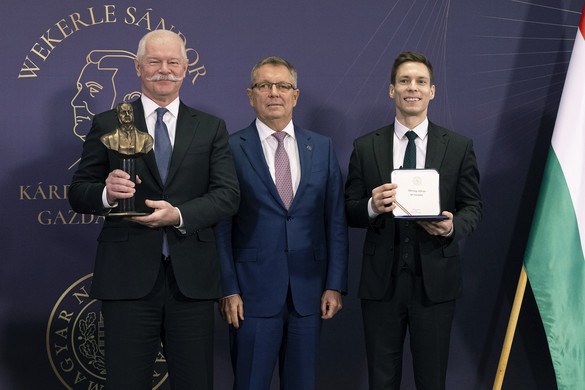 Csák János kapta idén a Wekerle Sándor Kárpát-medencei gazdasági díj nagydíj fokozatát