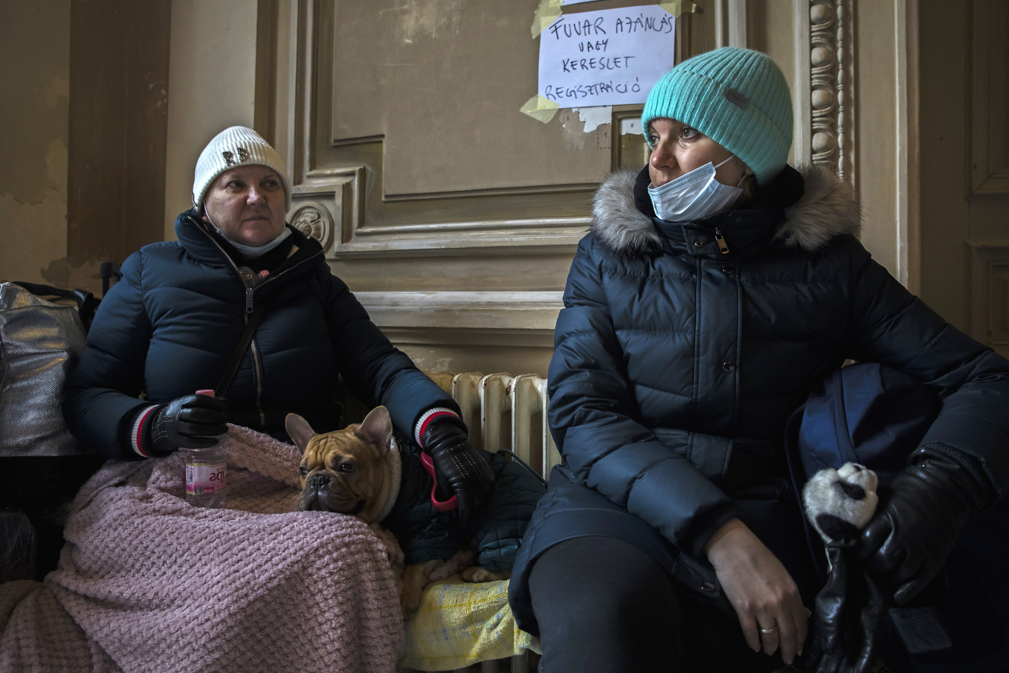 Menekültek Ukrajnából a Nyugati Pályaudvaron
