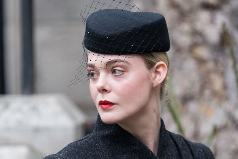 Elle Fanning Vivienne Westwood búcsúztatóján