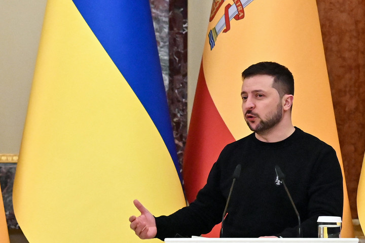 Fotó: AFP/Sergei Supinsky Az ukránok a fegyveres erőkben bíznak leginkább