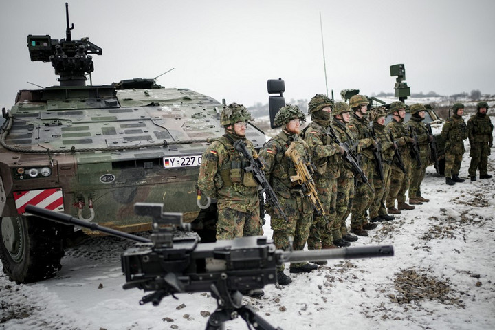 Fotó: dpa via AFP/Kay Nietfeld Német védelmi miniszter: A hadsereg nem tudja megvédeni Németországot