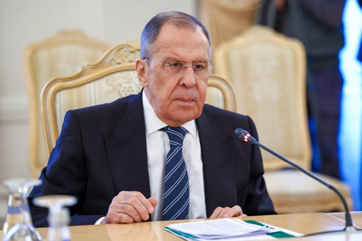 Lavrov: Minél nagyobb a nyugati fegyverek hatótávolsága, annál messzebbre kell eltávolítani őket