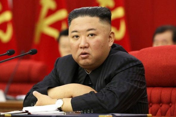Észak-Korea azzal vádolta meg Ukrajnát, hogy nukleáris fegyverhez akar jutni