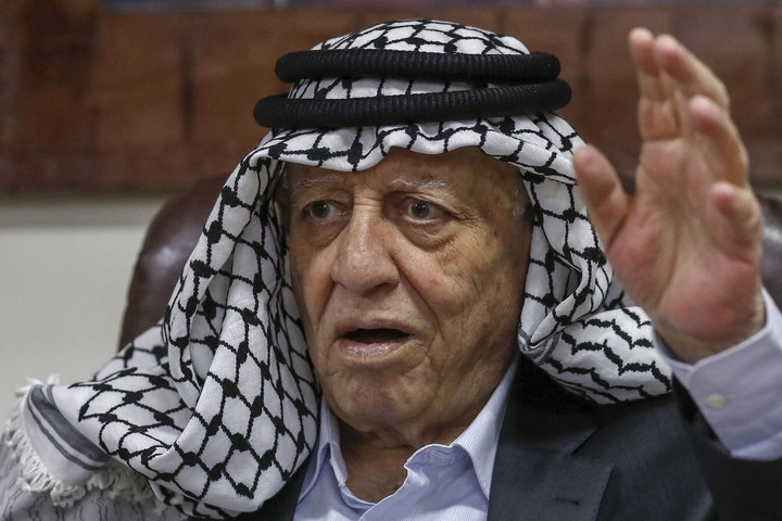 Elhunyt Ahmed Korei volt palesztin kormányfő