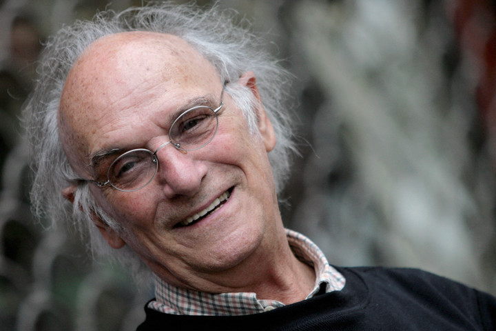 Fotó: AFP/Pierre-Philippe Marcou Meghalt Carlos Saura spanyol filmrendező
