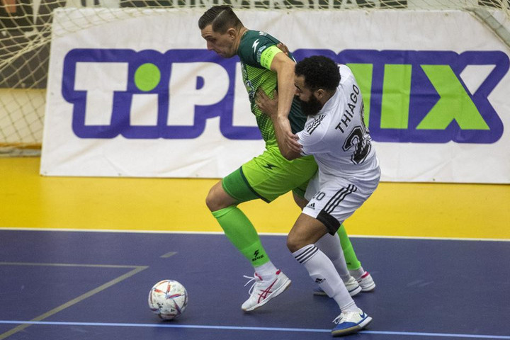 Futsal: Debrecenben is gond nélkül nyert a címvédő