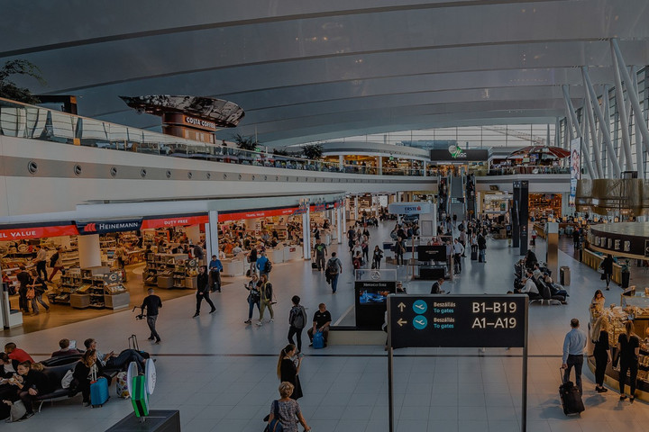 A Liszt Ferenc Nemzetközi Repülőtér utasforgalma júliusban megközelítette a 1,5 milliót