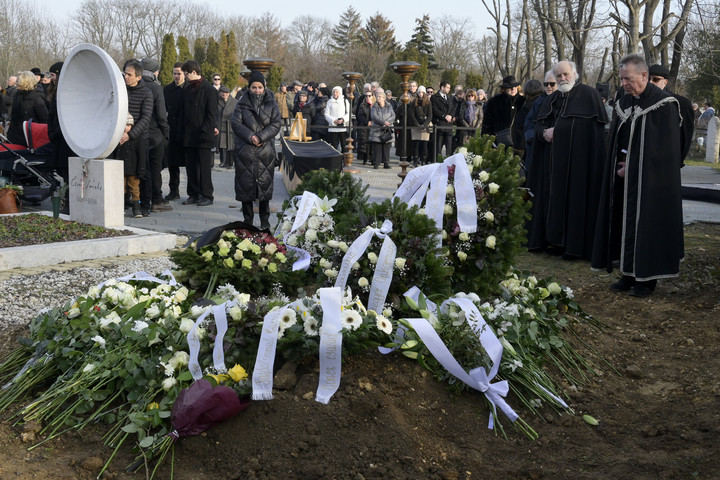Végső búcsút vettek Mécs Imrétől