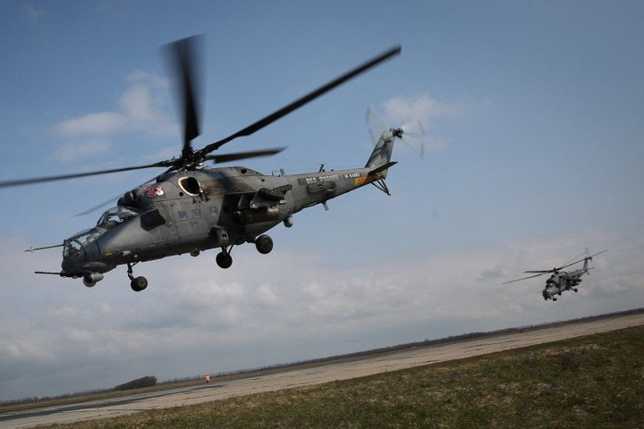 Belarusz korszerű orosz helikoptereket és harci repülőgépeket szerez be