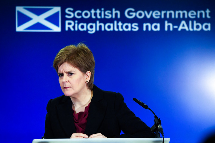 Fotó: Pool/AFP/Andy Buchanan Távozik tisztségéből Nicola Sturgeon skót miniszterelnök