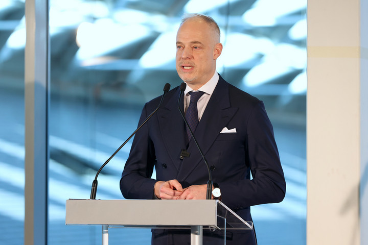 Fotó: MH/Purger Tamás Szalay-Bobrovniczky Kristóf: Emberi életeket csak békével lehet megmenteni