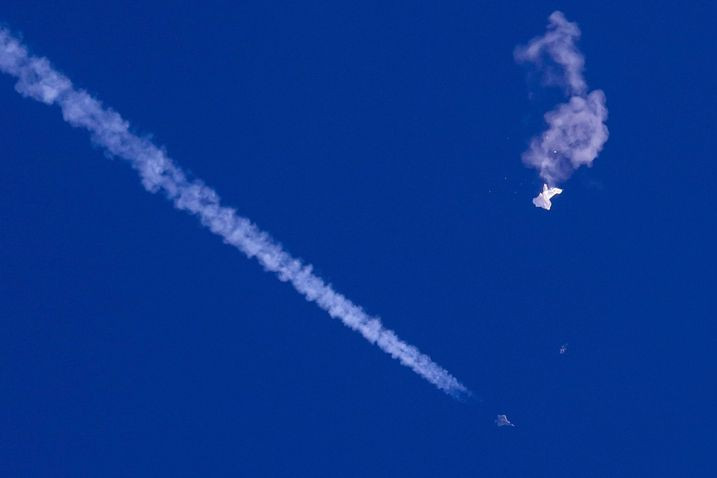 Fotó: magyarnemzet.hu Washington felhagy két, korábban lelőtt azonosítatlan tárgy keresésével