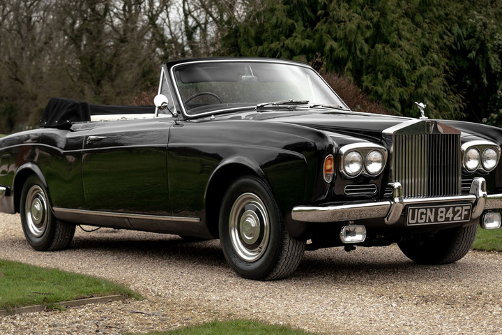 Michael Caine első autója volt ez a fenséges Rolls-Royce kabrió