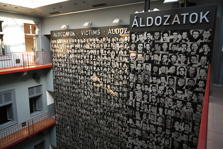 Fotó: MH-archív/Katona László Novák Katalin a Bibliából idézett az emléknapon