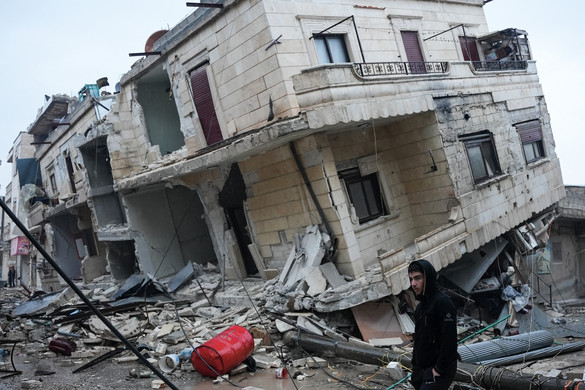 Helyszíni képgaléria a török és szíriai földrengésről
