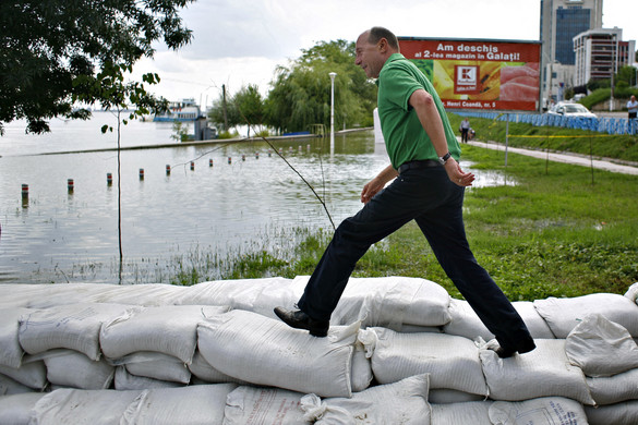 Harmadfokú az árvízkészültség a romániai Temes megye több településén