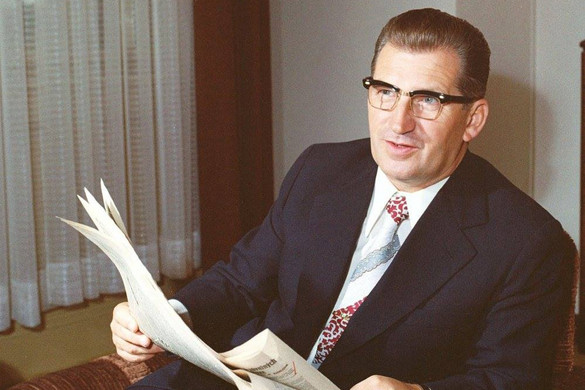 Meghalt Lubomír Strougal volt kommunista csehszlovák kormányfő