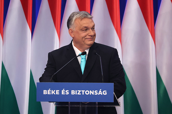 Orbán Viktor: Európa egy vékony pallón egyensúlyoz, közvetett háború van + GALÉRIA