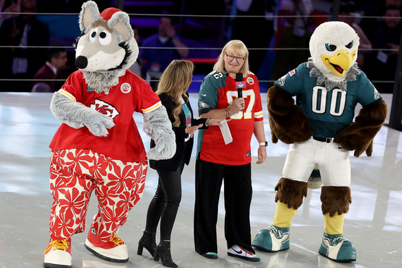 Minden készen áll a Super Bowl kezdésére