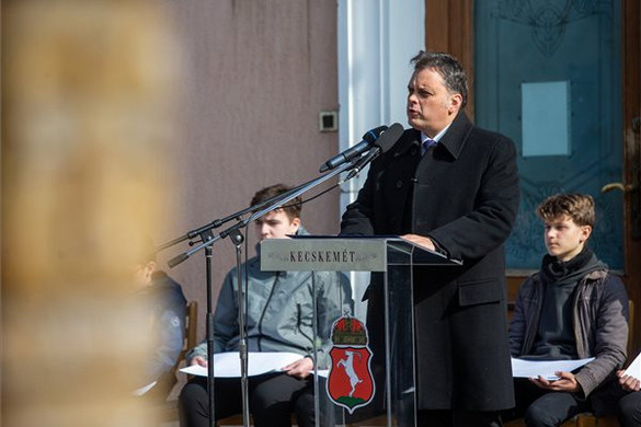 Latorcai Csaba: A kommunizmus áldozatainak emléknapja az emlékezés és a szolidaritás napja