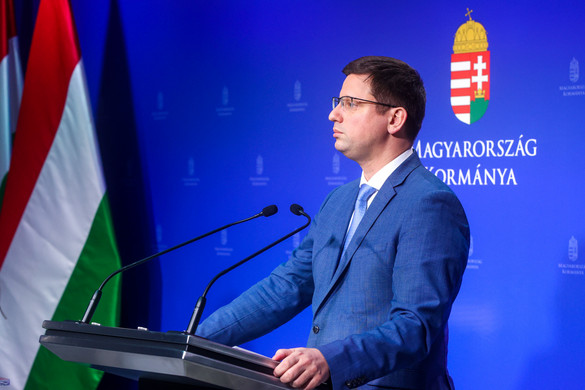 Gulyás: A nyomás ellenére a magyar álláspont változatlan