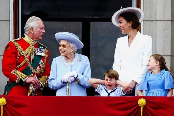 A királyi családról készül képpel tarolt az év fotósa