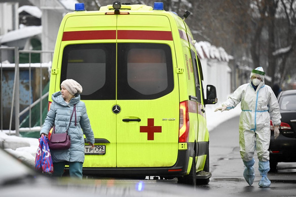 Gyorsan terjed egy új koronavírus-variáns
