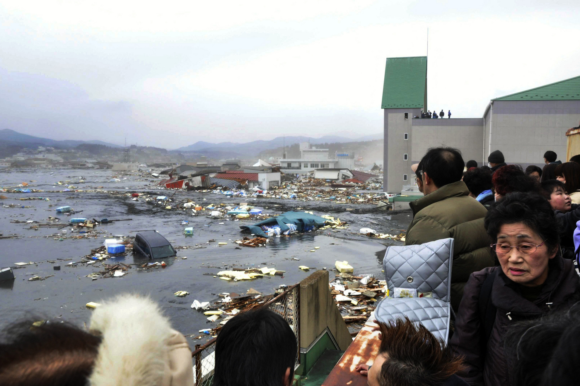 Fotó: AFP/YOMIURI SHIMBUN Fukusimai atomerőmű-baleset, szökőár, cunami, természeti katasztrófa
2011. március